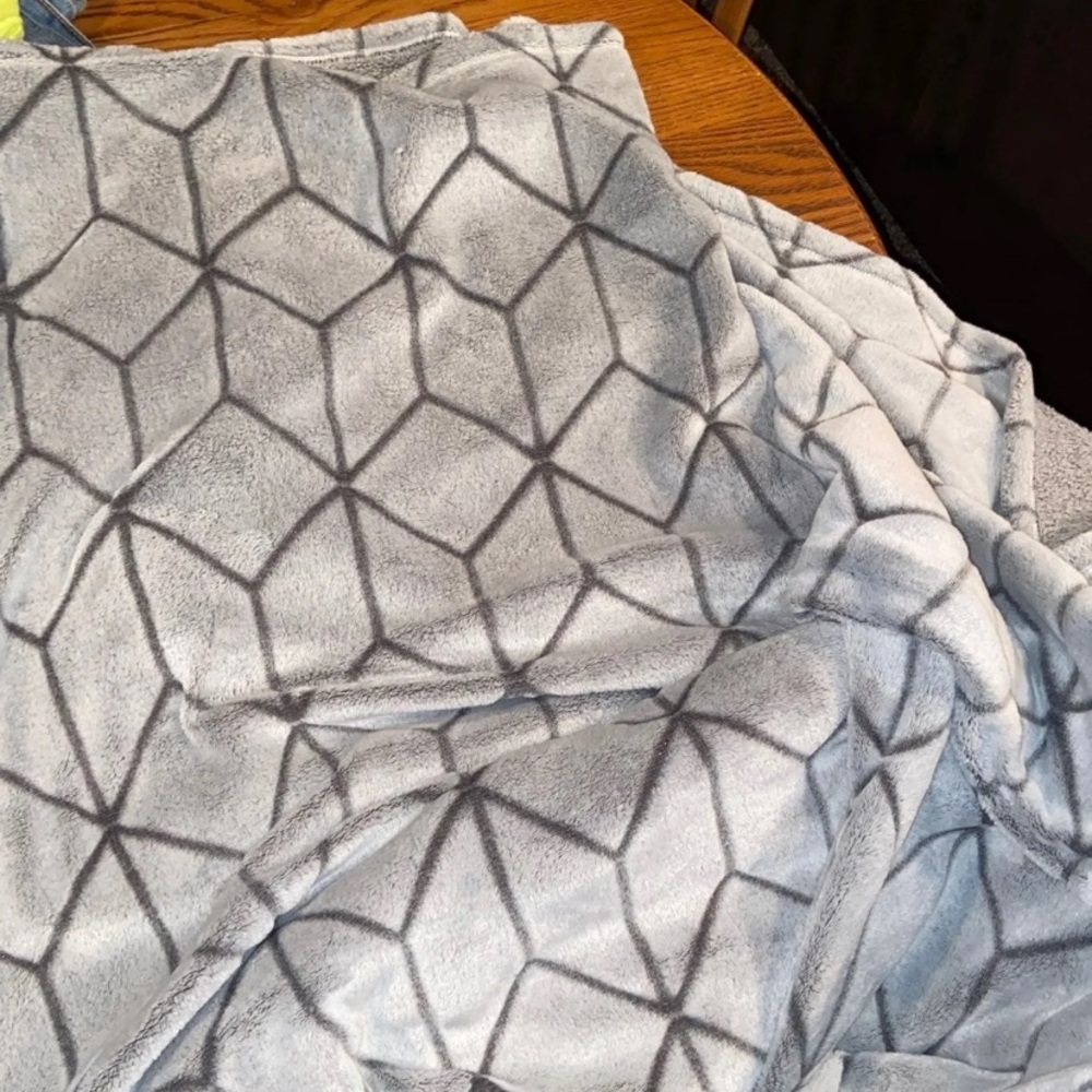 grey throw blanket
